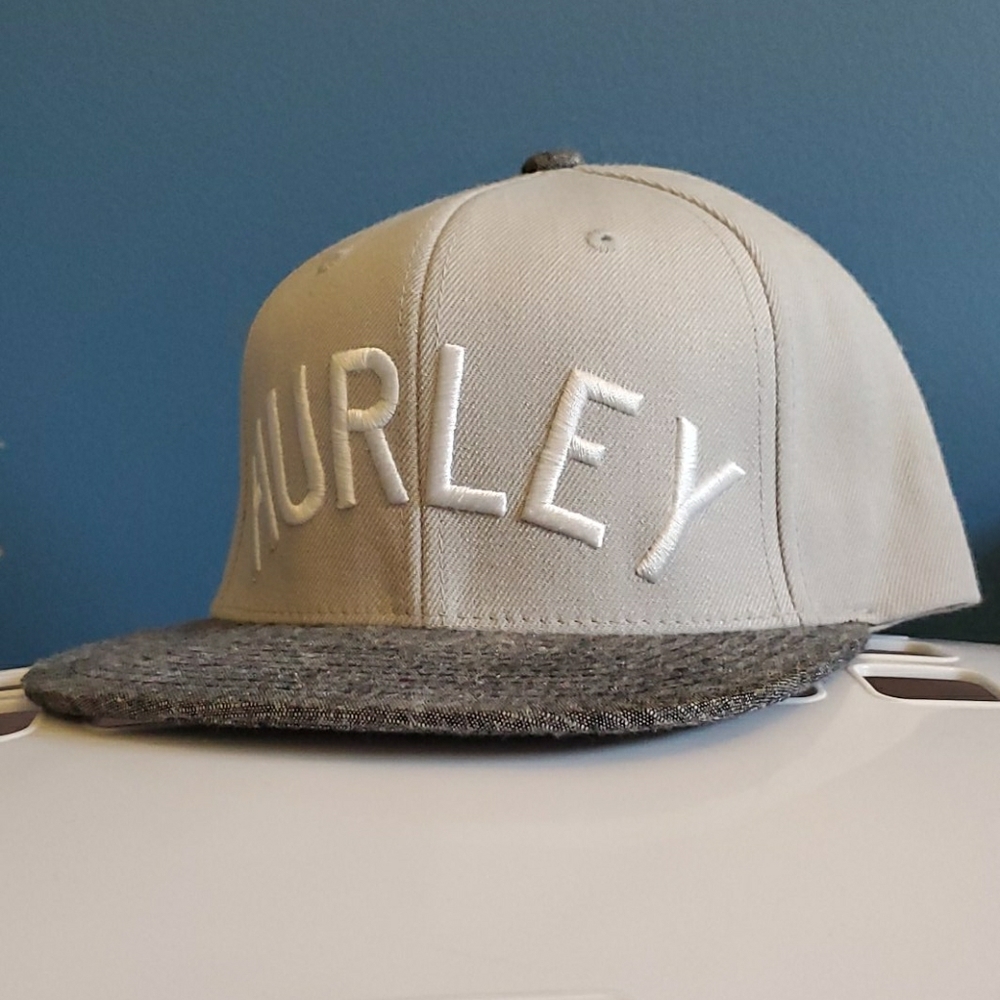 Hurley Strapback
